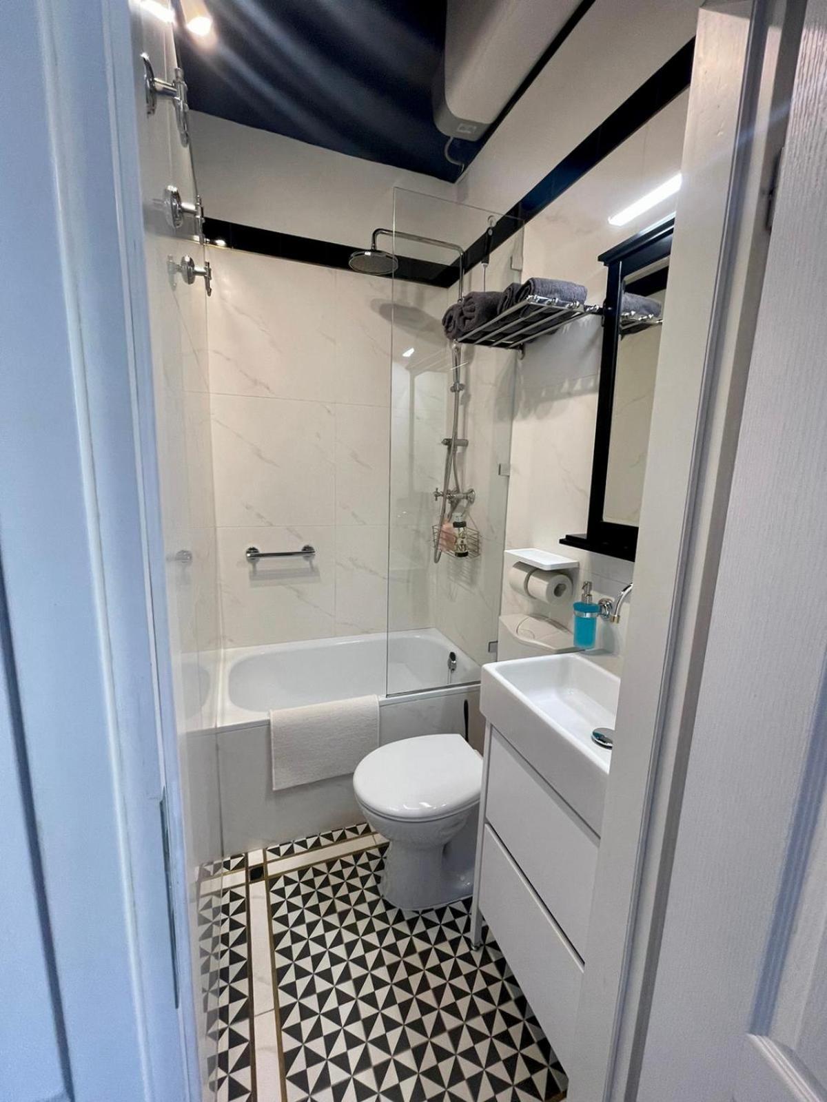 Studio Apartment Lubynski In Center Of Zagreb Exteriör bild